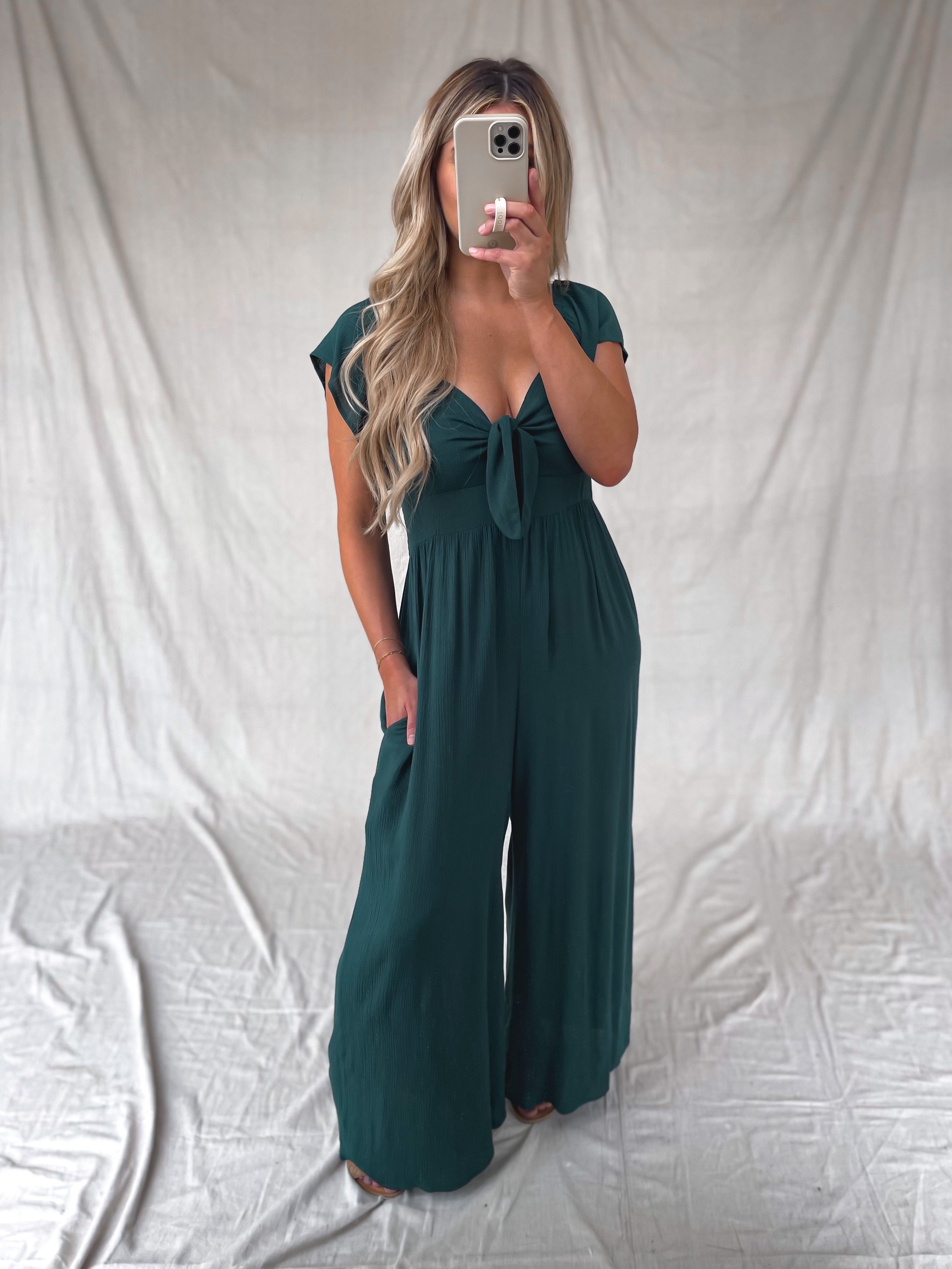 No Limit Jumper in Hunter Green